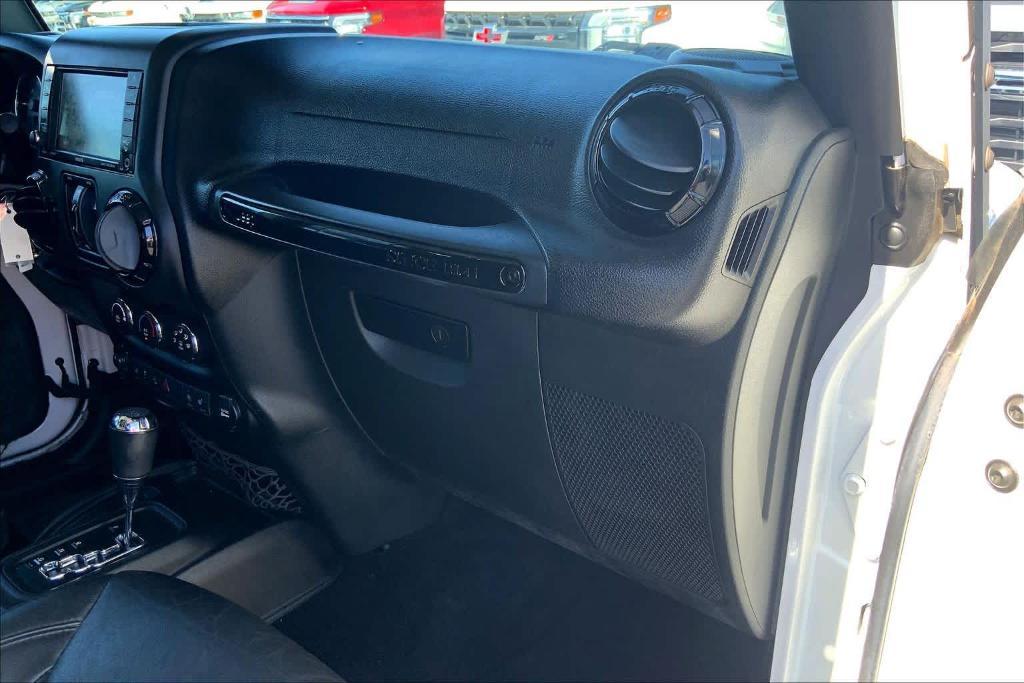 used 2015 Jeep Wrangler Unlimited car, priced at $18,495