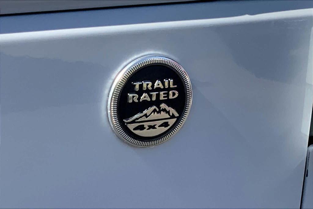 used 2015 Jeep Wrangler Unlimited car, priced at $18,495