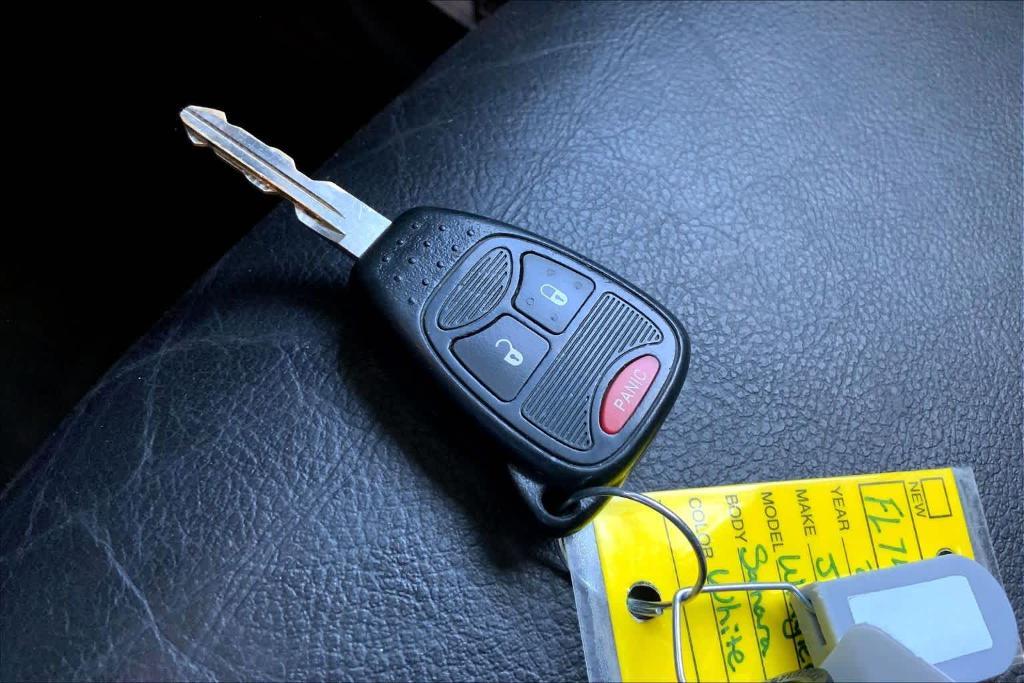 used 2015 Jeep Wrangler Unlimited car, priced at $18,495