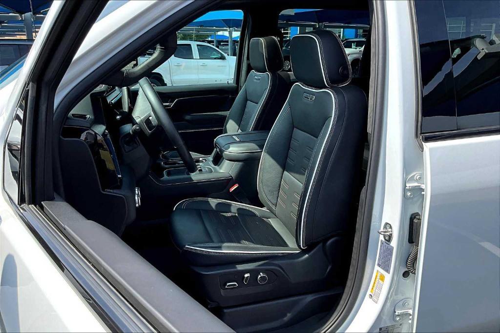 used 2024 GMC Sierra 2500 car, priced at $79,998