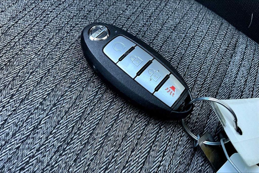 used 2021 Nissan Rogue car, priced at $21,988