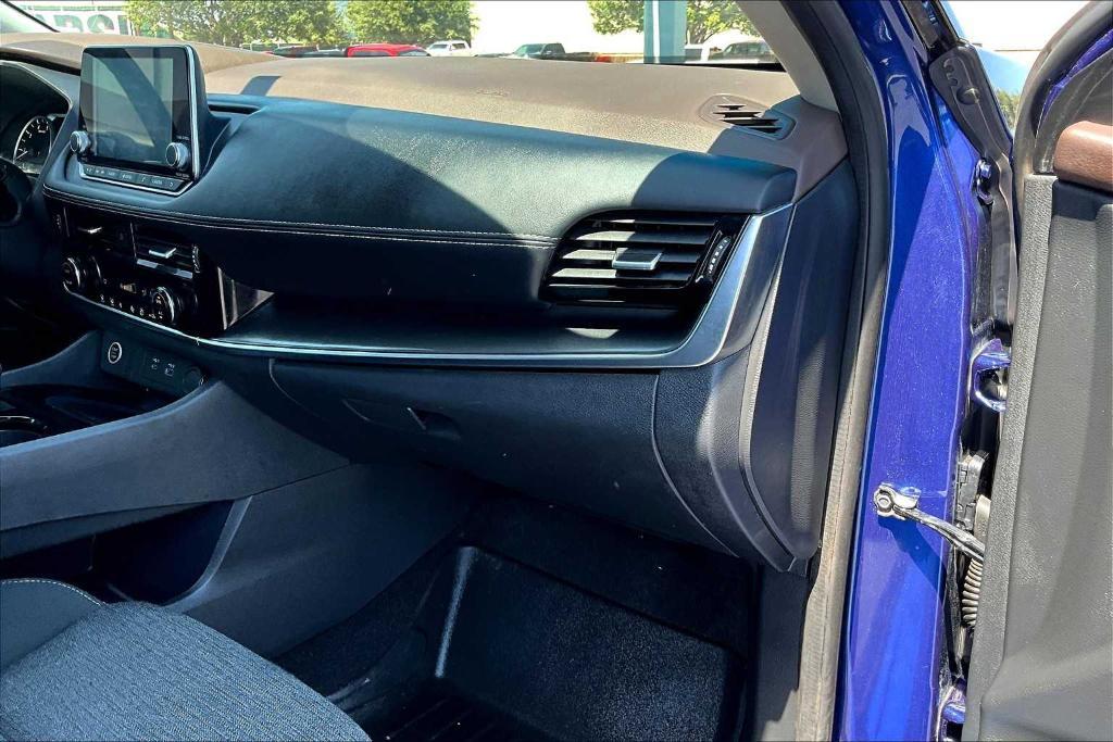 used 2021 Nissan Rogue car, priced at $21,988