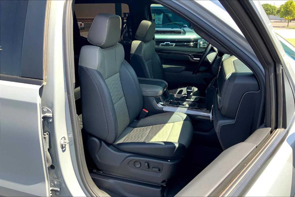 used 2024 Chevrolet Silverado 1500 car, priced at $68,924