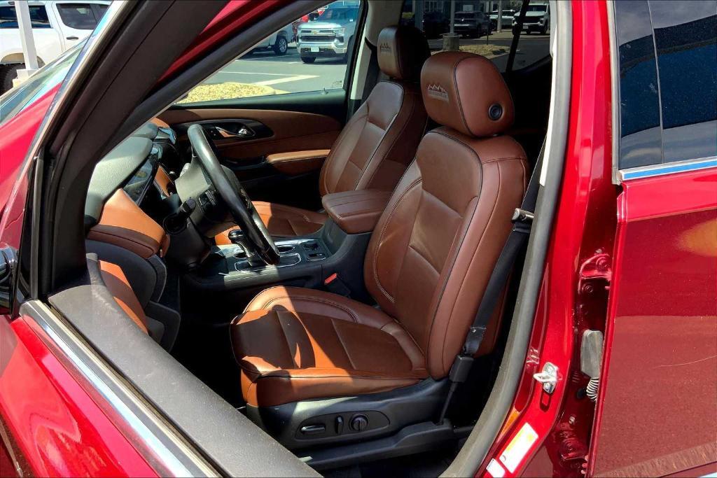 used 2019 Chevrolet Traverse car, priced at $28,324