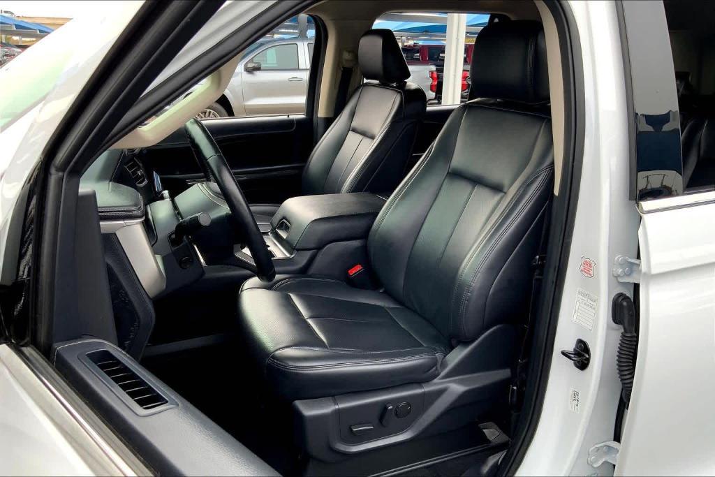 used 2024 Ford Expedition car, priced at $43,799