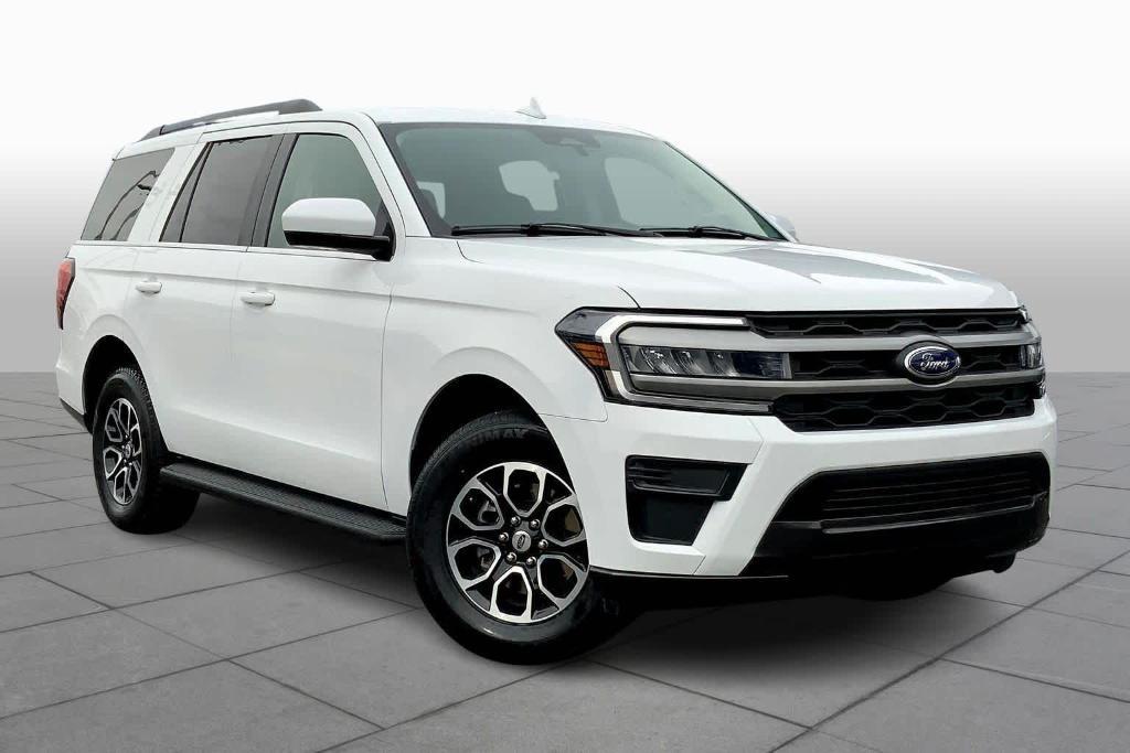 used 2024 Ford Expedition car, priced at $43,799