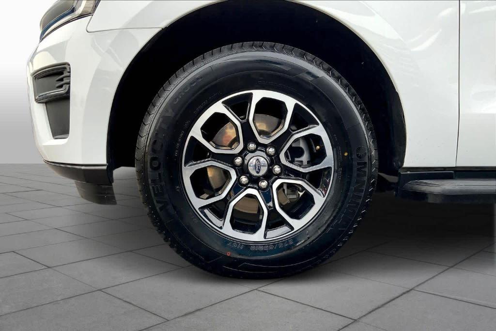 used 2024 Ford Expedition car, priced at $43,799