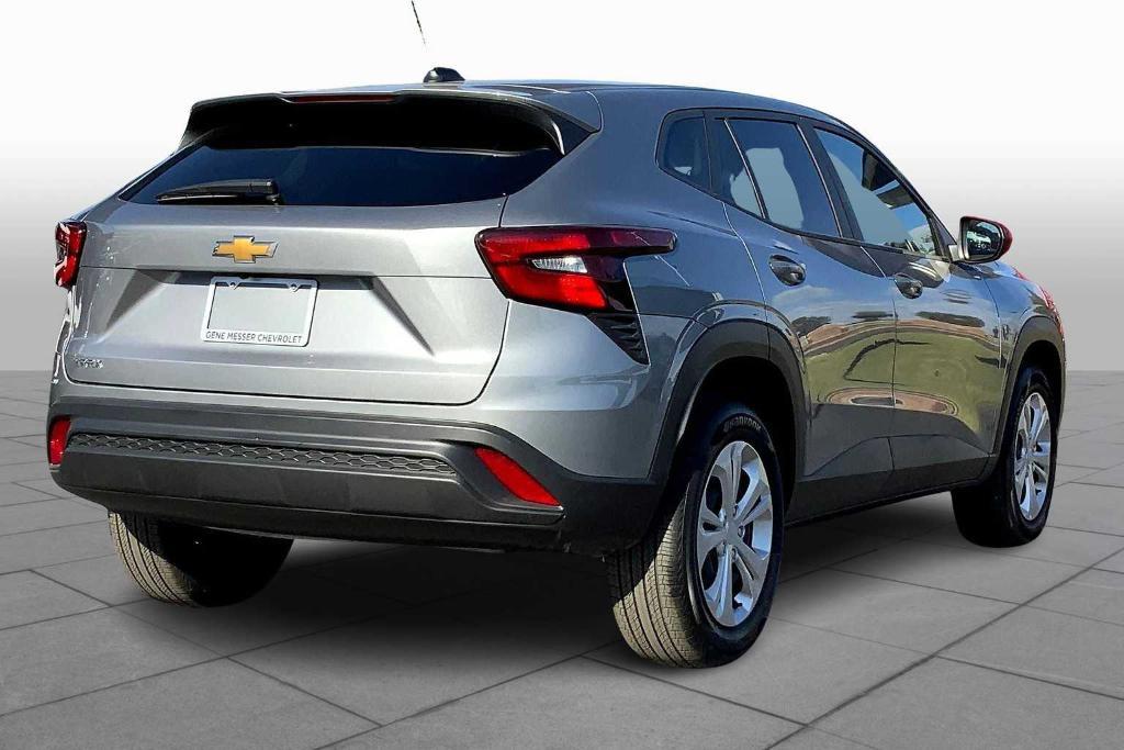 used 2025 Chevrolet Trax car, priced at $23,522