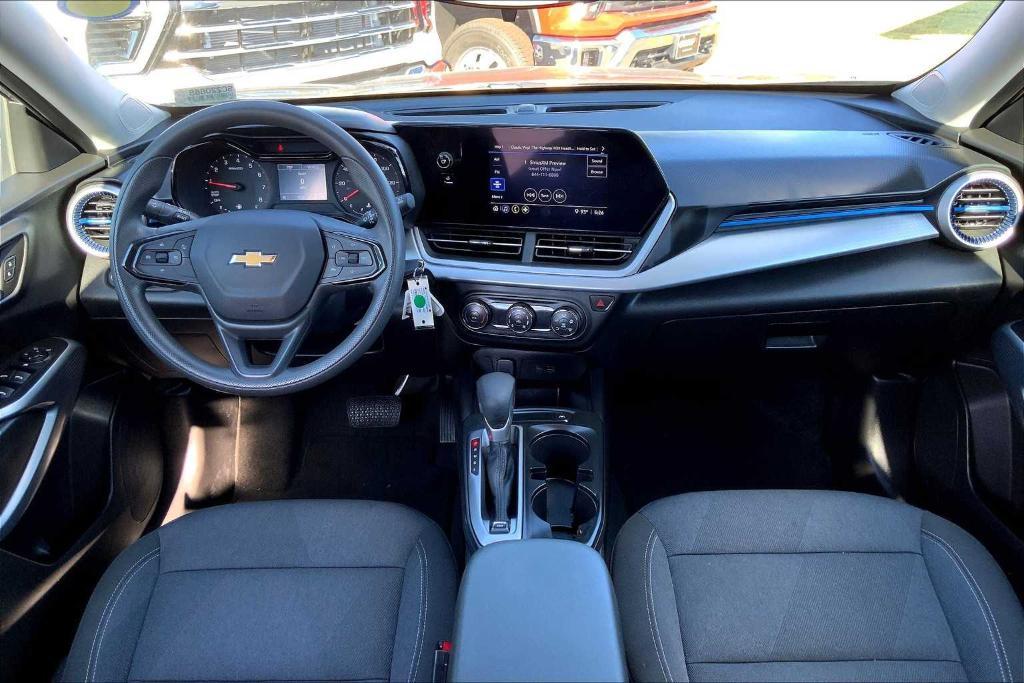 used 2025 Chevrolet Trax car, priced at $23,522