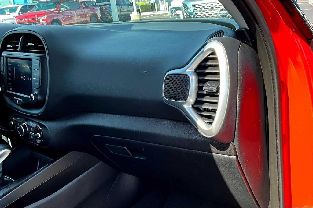 used 2024 Kia Soul car, priced at $18,922