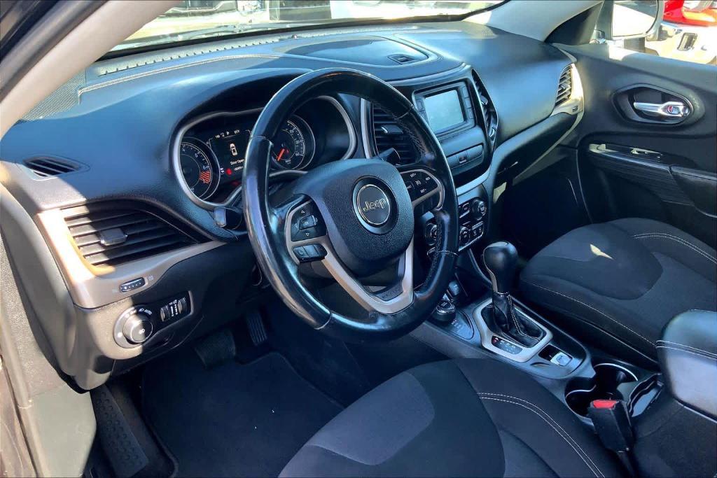 used 2015 Jeep Cherokee car, priced at $8,299