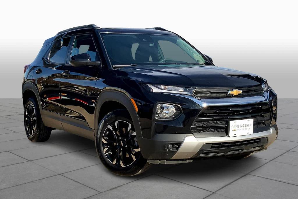 used 2023 Chevrolet TrailBlazer car, priced at $23,930