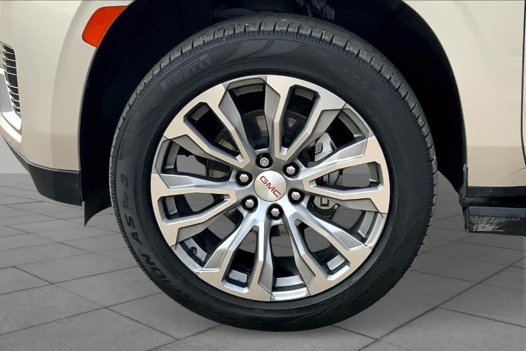 used 2021 GMC Yukon car, priced at $49,887