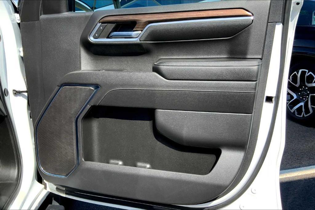 used 2024 Chevrolet Silverado 1500 car, priced at $37,153