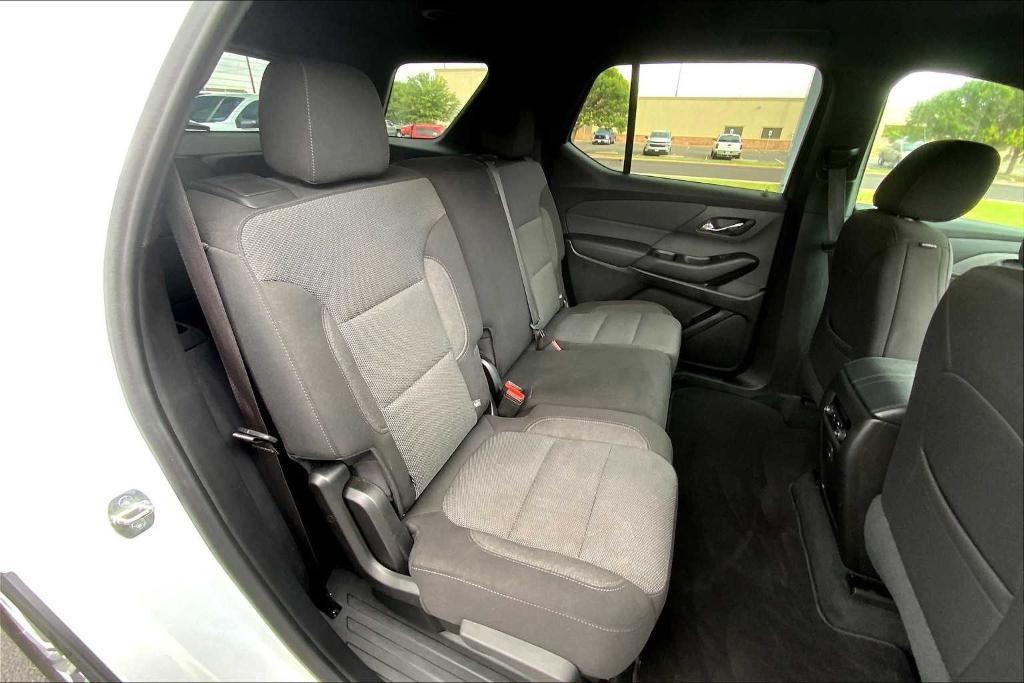 used 2023 Chevrolet Traverse car, priced at $29,806
