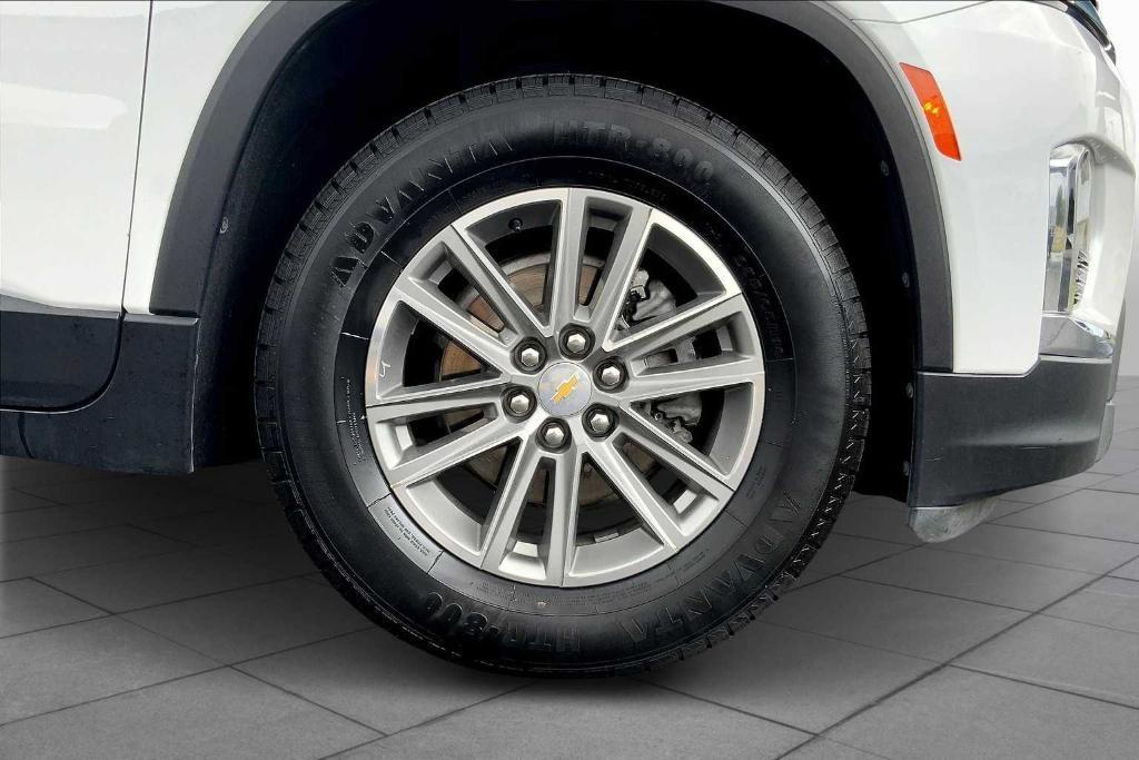 used 2023 Chevrolet Traverse car, priced at $29,806