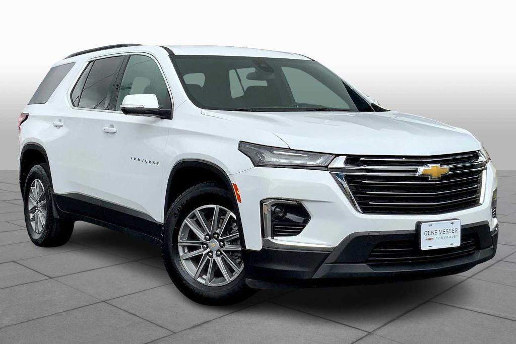 used 2023 Chevrolet Traverse car, priced at $29,806
