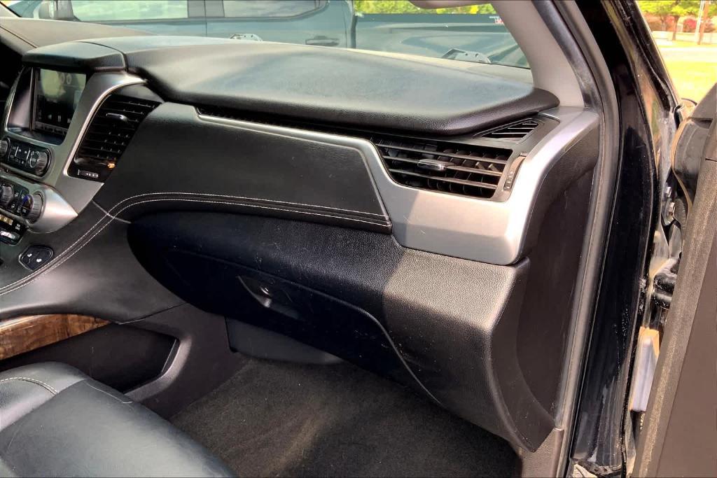 used 2015 Chevrolet Suburban car, priced at $12,224