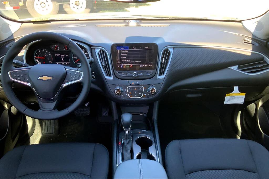 new 2025 Chevrolet Malibu car, priced at $28,995