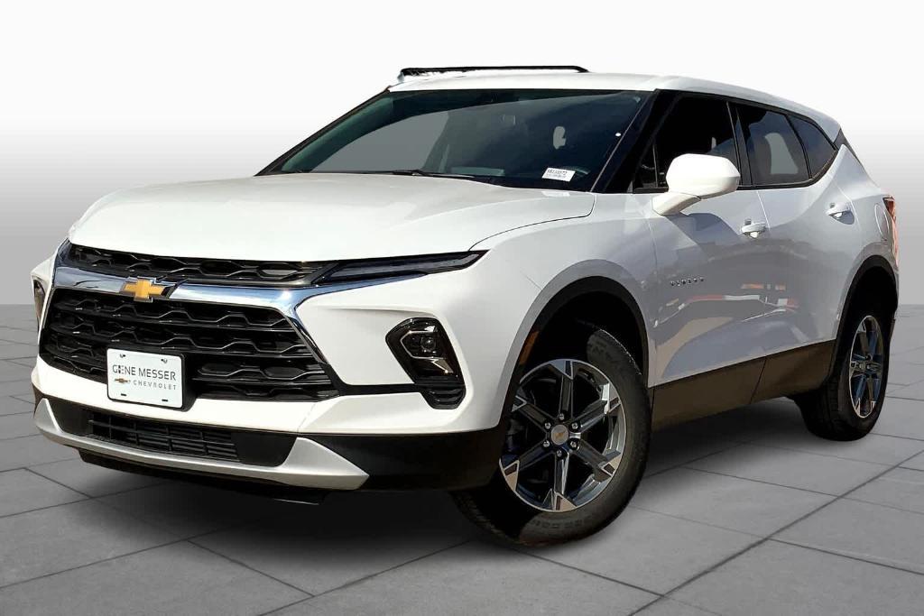 new 2025 Chevrolet Blazer car, priced at $36,485