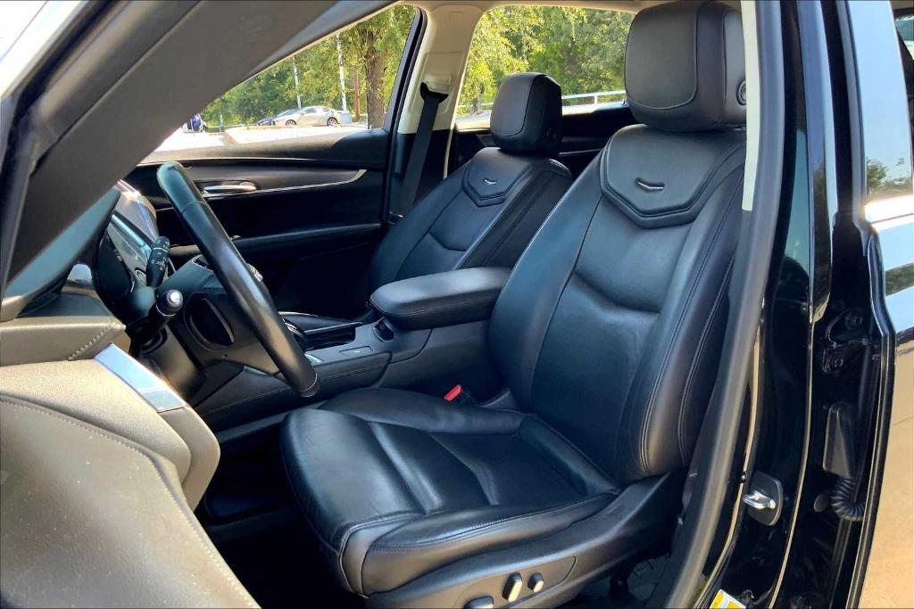 used 2018 Cadillac XT5 car, priced at $17,657