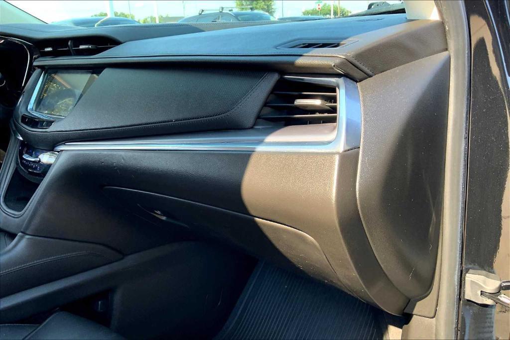 used 2018 Cadillac XT5 car, priced at $17,657