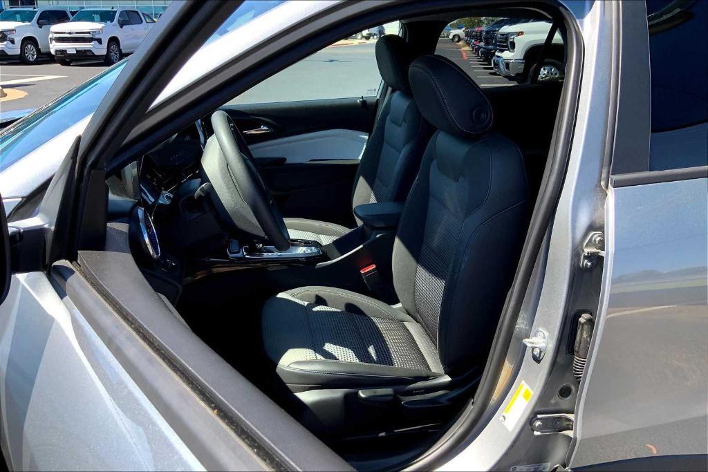used 2025 Chevrolet Trax car, priced at $23,875