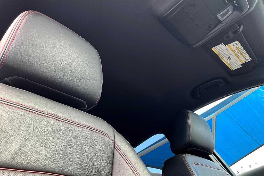 used 2022 Chevrolet Equinox car, priced at $23,184