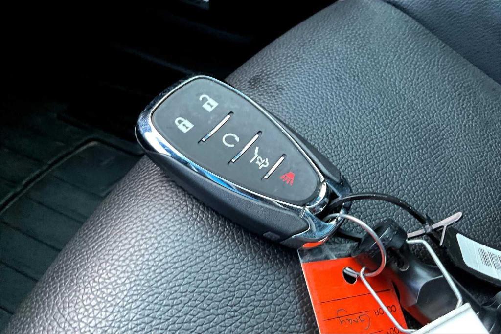 used 2022 Chevrolet Equinox car, priced at $23,184