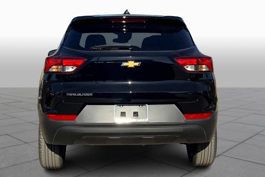 new 2025 Chevrolet TrailBlazer car, priced at $24,890