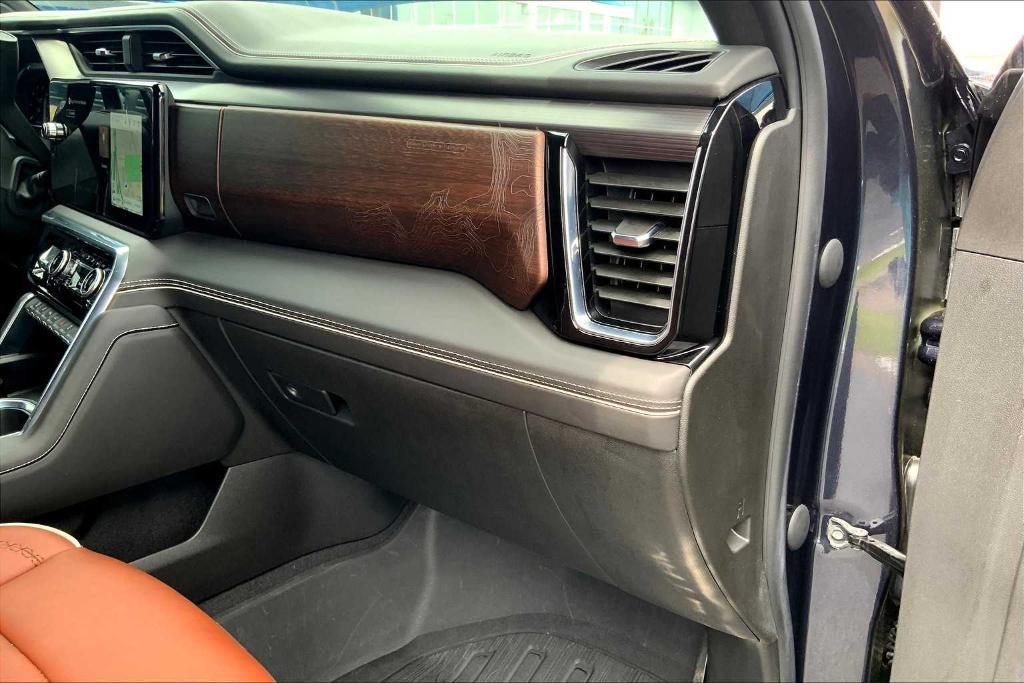 used 2024 GMC Sierra 2500 car, priced at $82,278