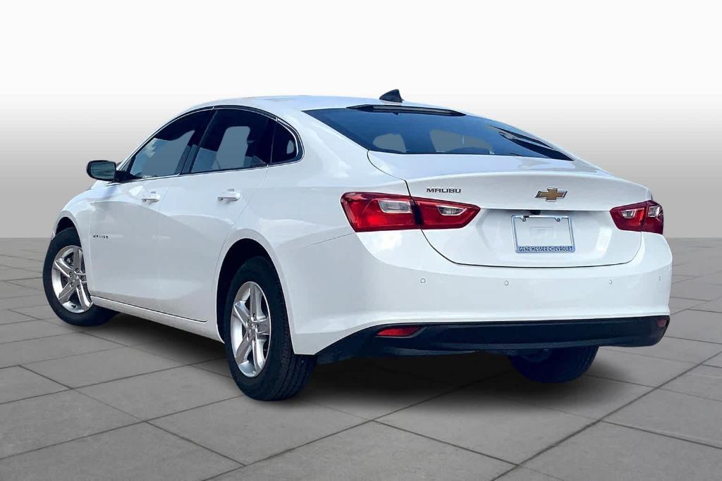 new 2025 Chevrolet Malibu car, priced at $25,995