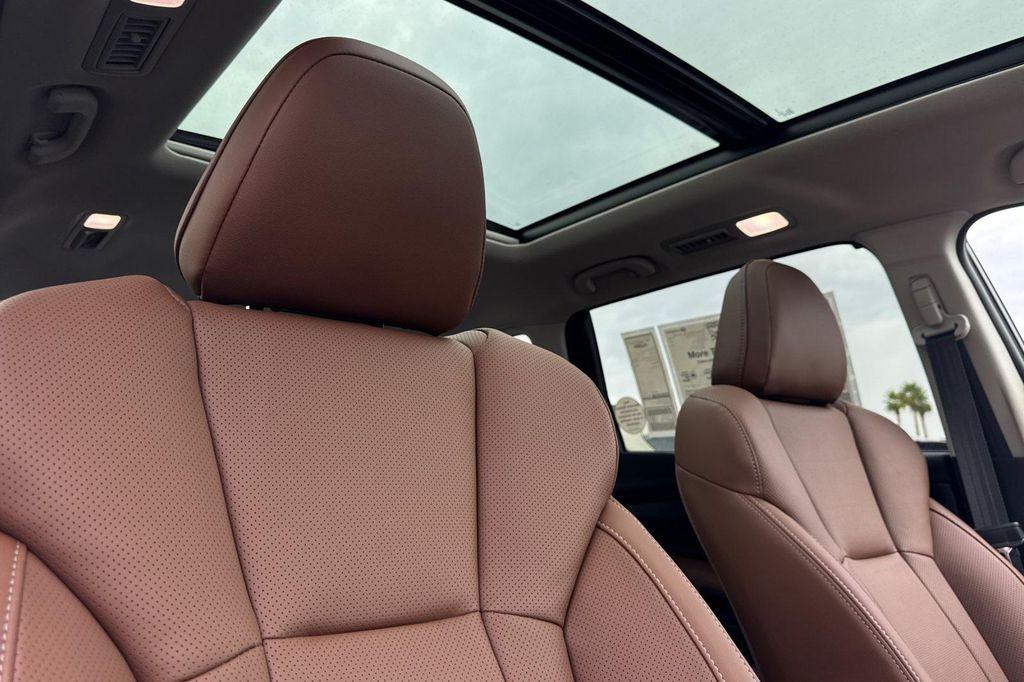 new 2025 Subaru Ascent car, priced at $53,504