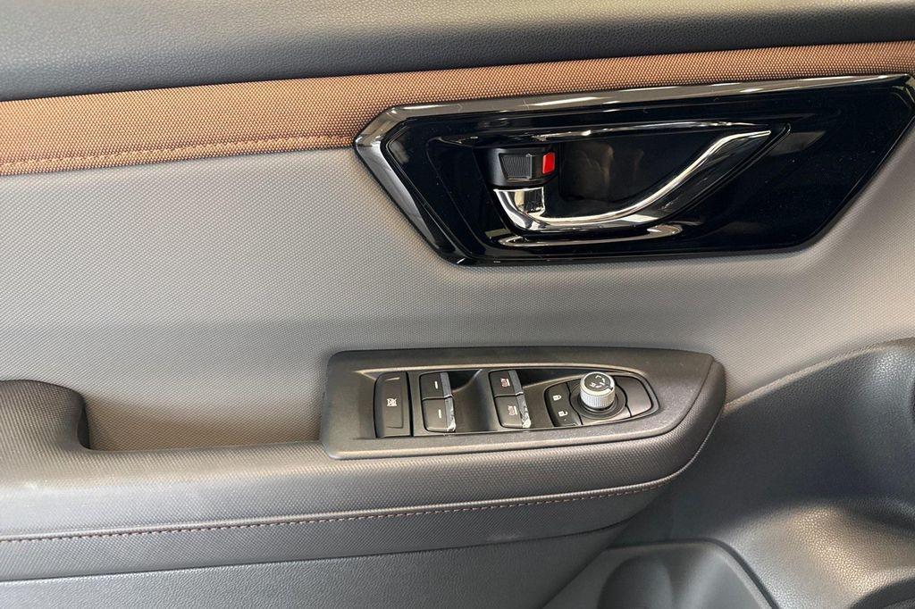 new 2025 Subaru Forester car, priced at $40,129