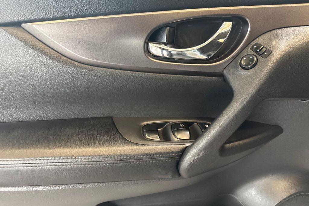 used 2015 Nissan Rogue car, priced at $9,578