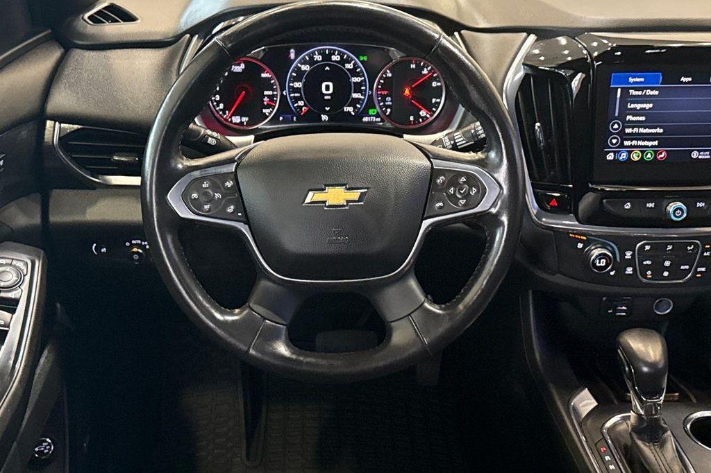 used 2022 Chevrolet Traverse car, priced at $35,788