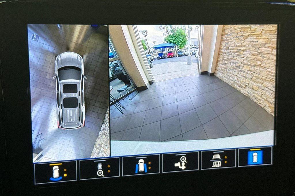 used 2022 Chevrolet Traverse car, priced at $35,788