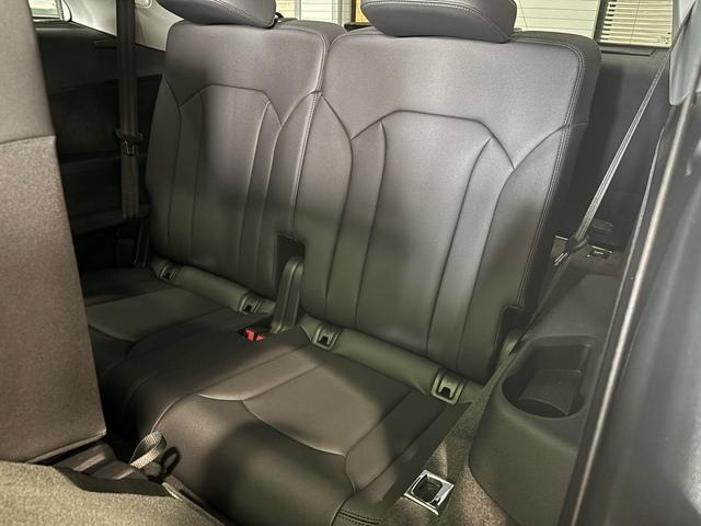 used 2024 Audi Q7 car, priced at $48,999
