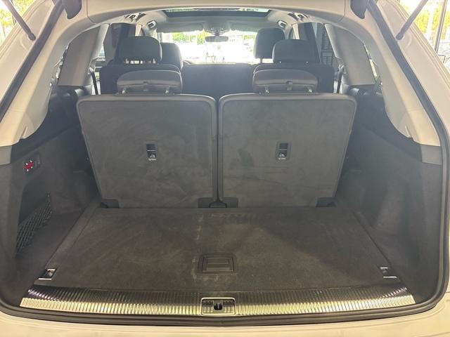 used 2024 Audi Q7 car, priced at $48,999