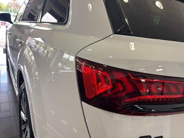used 2024 Audi Q7 car, priced at $48,999