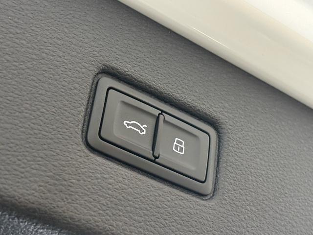 used 2024 Audi Q7 car, priced at $48,999