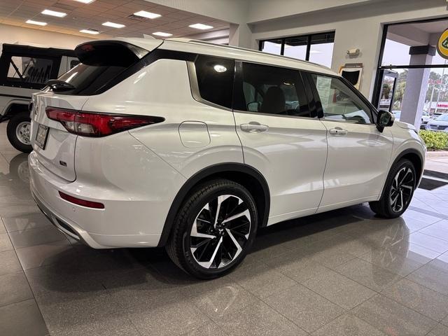 used 2022 Mitsubishi Outlander car, priced at $23,997