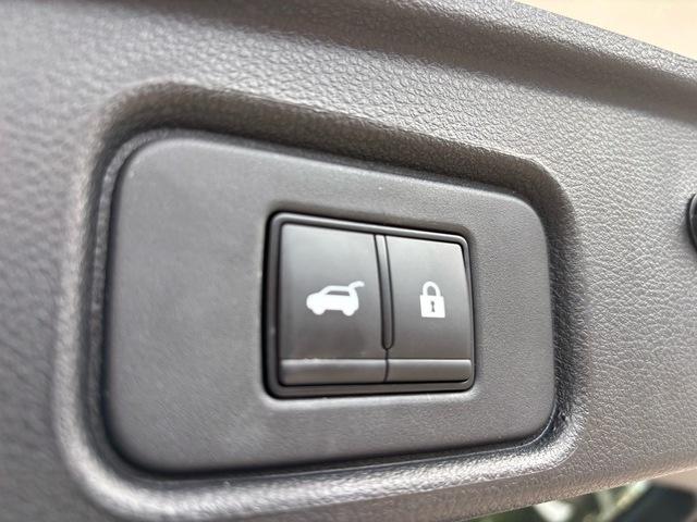 used 2024 Nissan Pathfinder car, priced at $30,999