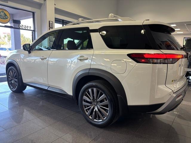 used 2024 Nissan Pathfinder car, priced at $30,999
