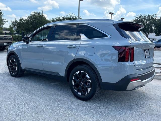 used 2024 Kia Sorento car, priced at $26,999