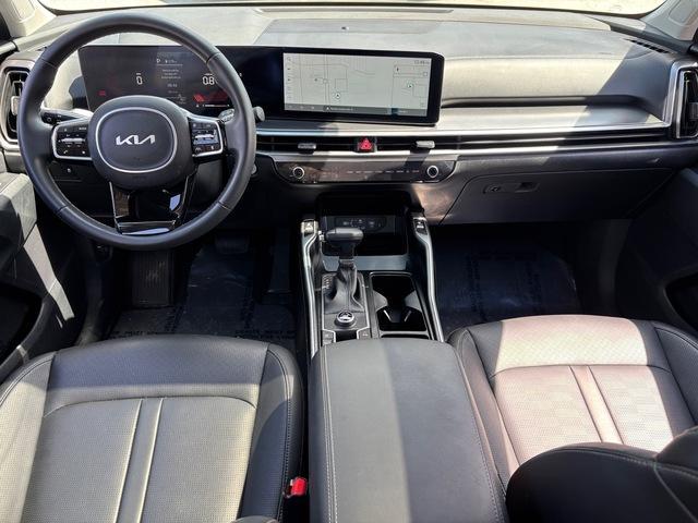 used 2024 Kia Sorento car, priced at $26,999