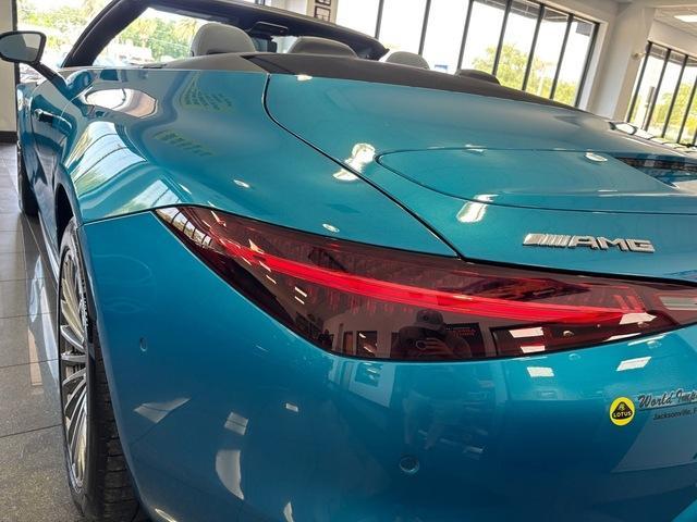 used 2023 Mercedes-Benz AMG SL 43 car, priced at $71,999