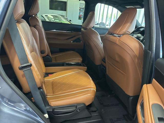 used 2023 INFINITI QX60 car, priced at $39,999