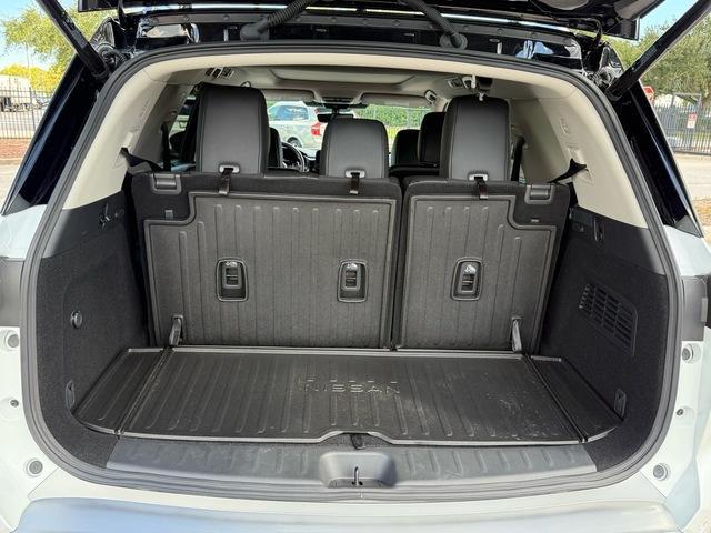 used 2025 Nissan Pathfinder car, priced at $37,999
