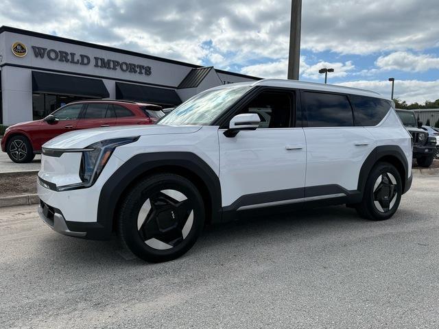 used 2025 Kia EV9 car, priced at $41,999